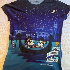 Epcot Italian Pavilion -Con Topolino E Topolina. Glitter for the stars!